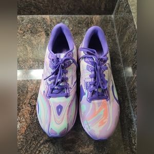 Brooks Shoes womens 11